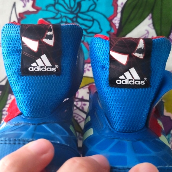 Adidas Disney Spiderman Toddler Shoes - Picture 10 of 13